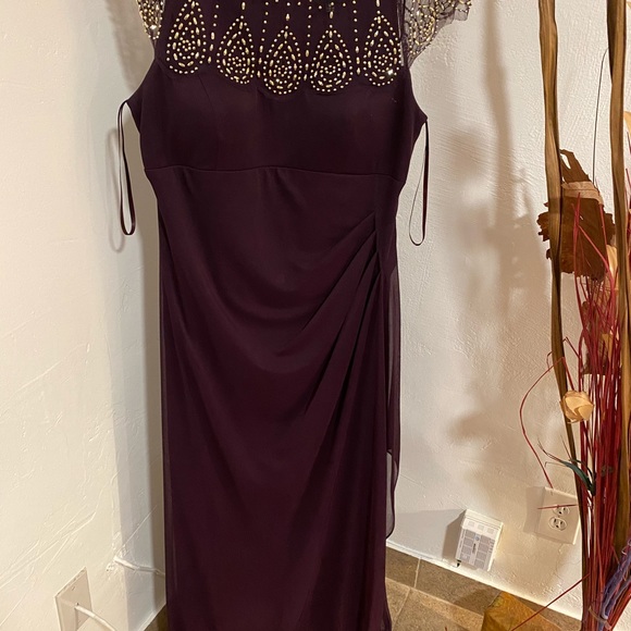 Evening gown - Picture 2 of 7